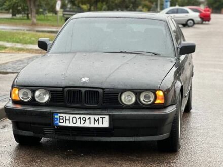 Черный БМВ 5 Серия, объемом двигателя 2 л и пробегом 450 тыс. км за 2100 $, фото 1 на Automoto.ua