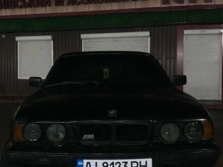 Черный БМВ 5 Серия, объемом двигателя 2 л и пробегом 320 тыс. км за 3200 $, фото 1 на Automoto.ua