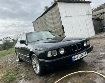 Черный БМВ 5 Серия, объемом двигателя 2.5 л и пробегом 500 тыс. км за 1350 $, фото 1 на Automoto.ua