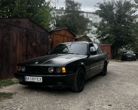 Черный БМВ 5 Серия, объемом двигателя 2 л и пробегом 350 тыс. км за 1600 $, фото 1 на Automoto.ua