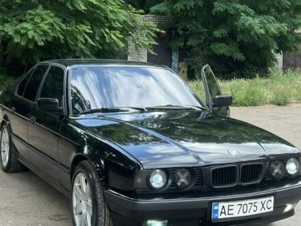 БМВ 5 Серия 1992 в Александрие на Automoto.ua Черный БМВ 5 Серия, объемом двигателя 2.5 л и пробегом 369 тыс. км за 2041 $, фото 1 на Automoto.ua