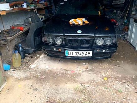 БМВ 5 Серия 1992 в Николаеве на Automoto.ua Черный БМВ 5 Серия, объемом двигателя 2.5 л и пробегом 300 тыс. км за 1300 $, фото 1 на Automoto.ua