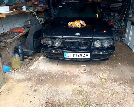 Черный БМВ 5 Серия, объемом двигателя 2.5 л и пробегом 300 тыс. км за 1300 $, фото 1 на Automoto.ua