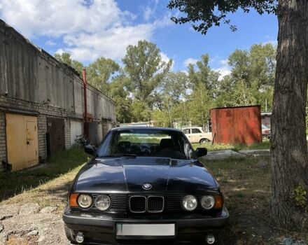 Черный БМВ 5 Серия, объемом двигателя 2 л и пробегом 160 тыс. км за 2600 $, фото 1 на Automoto.ua