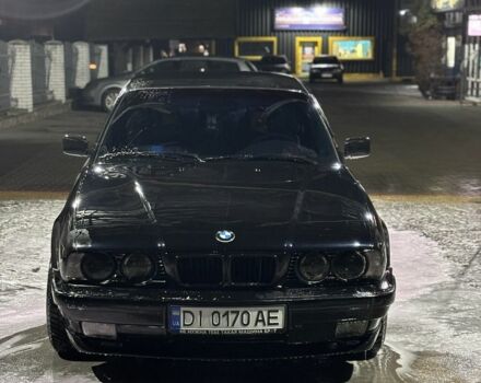 Черный БМВ 5 Серия, объемом двигателя 2 л и пробегом 300 тыс. км за 3500 $, фото 1 на Automoto.ua