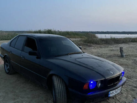 Черный БМВ 5 Серия, объемом двигателя 3 л и пробегом 377 тыс. км за 4100 $, фото 1 на Automoto.ua