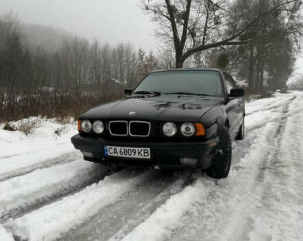 Черный БМВ 5 Серия, объемом двигателя 1.8 л и пробегом 400 тыс. км за 2700 $, фото 1 на Automoto.ua
