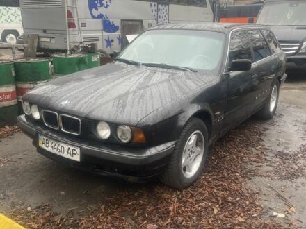 Чорний БМВ 5 Серія, об'ємом двигуна 2.5 л та пробігом 355 тис. км за 2500 $, фото 1 на Automoto.ua