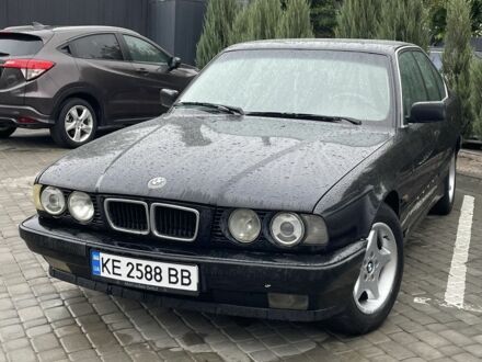 Черный БМВ 5 Серия, объемом двигателя 2 л и пробегом 777 тыс. км за 4000 $, фото 1 на Automoto.ua