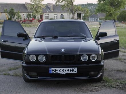 Черный БМВ 5 Серия, объемом двигателя 2.5 л и пробегом 453 тыс. км за 3750 $, фото 1 на Automoto.ua