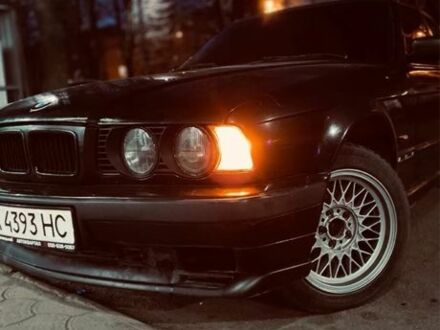 Чорний БМВ 5 Серія, об'ємом двигуна 2 л та пробігом 500 тис. км за 2000 $, фото 1 на Automoto.ua