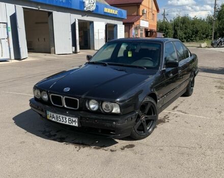 Чорний БМВ 5 Серія, об'ємом двигуна 2 л та пробігом 350 тис. км за 2200 $, фото 1 на Automoto.ua
