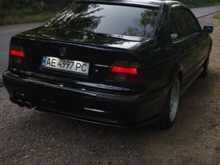 Черный БМВ 5 Серия, объемом двигателя 2.8 л и пробегом 520 тыс. км за 7200 $, фото 1 на Automoto.ua