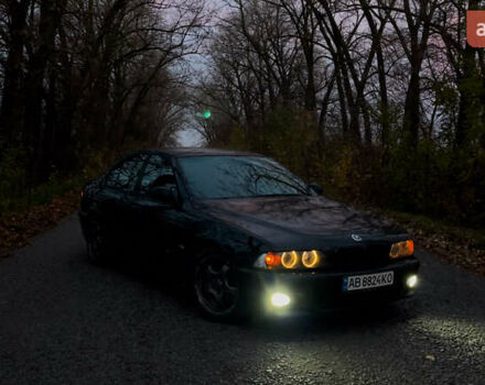 Черный БМВ 5 Серия, объемом двигателя 4.4 л и пробегом 300 тыс. км за 6200 $, фото 1 на Automoto.ua