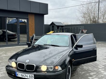 Черный БМВ 5 Серия, объемом двигателя 2 л и пробегом 400 тыс. км за 2700 $, фото 1 на Automoto.ua