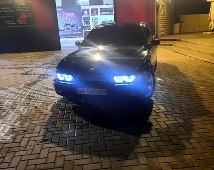Черный БМВ 5 Серия, объемом двигателя 2 л и пробегом 0 тыс. км за 4200 $, фото 1 на Automoto.ua