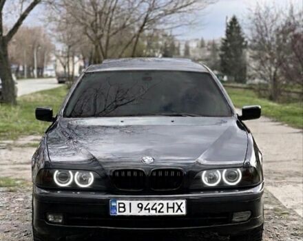 Черный БМВ 5 Серия, объемом двигателя 2 л и пробегом 300 тыс. км за 3700 $, фото 1 на Automoto.ua