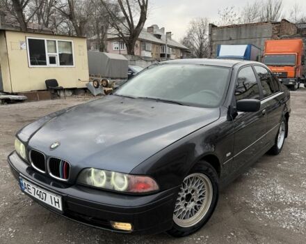 Черный БМВ 5 Серия, объемом двигателя 2.5 л и пробегом 468 тыс. км за 2700 $, фото 1 на Automoto.ua