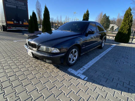Черный БМВ 5 Серия, объемом двигателя 2.79 л и пробегом 210 тыс. км за 4300 $, фото 1 на Automoto.ua