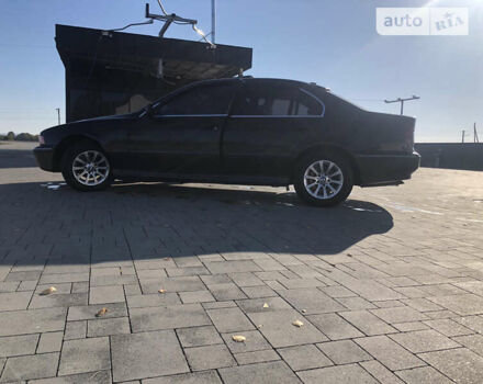 Черный БМВ 5 Серия, объемом двигателя 1.99 л и пробегом 296 тыс. км за 3999 $, фото 1 на Automoto.ua