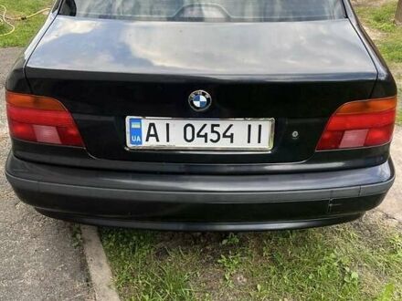 Черный БМВ 5 Серия, объемом двигателя 2.5 л и пробегом 306 тыс. км за 4500 $, фото 1 на Automoto.ua