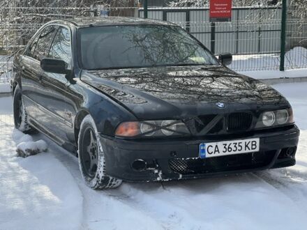 Чорний БМВ 5 Серія, об'ємом двигуна 3.5 л та пробігом 300 тис. км за 3500 $, фото 1 на Automoto.ua
