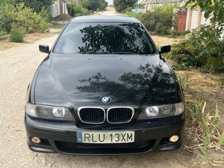 Чорний БМВ 5 Серія, об'ємом двигуна 2.8 л та пробігом 300 тис. км за 2600 $, фото 1 на Automoto.ua
