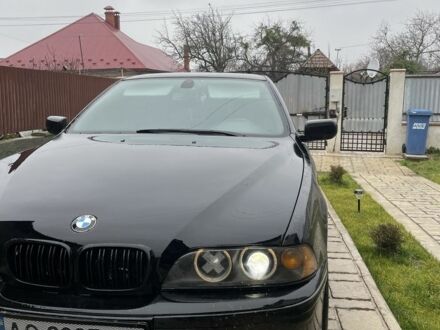 Чорний БМВ 5 Серія, об'ємом двигуна 2.9 л та пробігом 435 тис. км за 4500 $, фото 1 на Automoto.ua