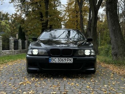 Черный БМВ 5 Серия, объемом двигателя 2.5 л и пробегом 299 тыс. км за 2999 $, фото 1 на Automoto.ua
