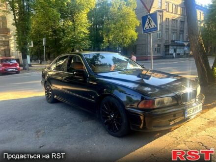 Чорний БМВ 5 Серія, об'ємом двигуна 2 л та пробігом 430 тис. км за 3500 $, фото 1 на Automoto.ua