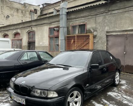 Черный БМВ 5 Серия, объемом двигателя 2 л и пробегом 330 тыс. км за 3500 $, фото 1 на Automoto.ua