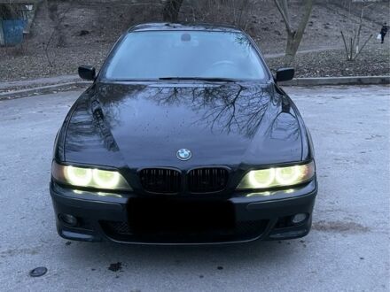 Черный БМВ 5 Серия, объемом двигателя 2.5 л и пробегом 500 тыс. км за 4500 $, фото 1 на Automoto.ua