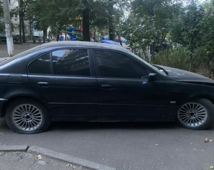 Чорний БМВ 5 Серія, об'ємом двигуна 3.5 л та пробігом 3 тис. км за 2500 $, фото 1 на Automoto.ua