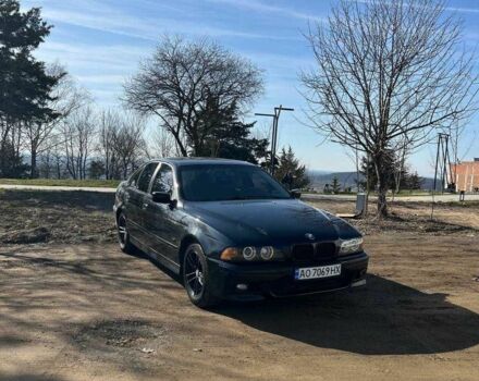 Черный БМВ 5 Серия, объемом двигателя 2 л и пробегом 313 тыс. км за 4500 $, фото 1 на Automoto.ua