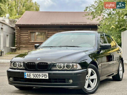 Черный БМВ 5 Серия, объемом двигателя 2.5 л и пробегом 398 тыс. км за 5000 $, фото 1 на Automoto.ua