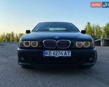 Черный БМВ 5 Серия, объемом двигателя 4.4 л и пробегом 350 тыс. км за 6500 $, фото 1 на Automoto.ua