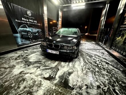 Черный БМВ 5 Серия, объемом двигателя 2.2 л и пробегом 400 тыс. км за 3950 $, фото 1 на Automoto.ua