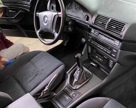 Черный БМВ 5 Серия, объемом двигателя 2 л и пробегом 224 тыс. км за 4886 $, фото 1 на Automoto.ua