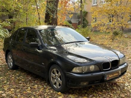 Черный БМВ 5 Серия, объемом двигателя 2.5 л и пробегом 300 тыс. км за 2199 $, фото 1 на Automoto.ua