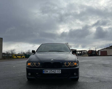 Черный БМВ 5 Серия, объемом двигателя 2.93 л и пробегом 520 тыс. км за 5300 $, фото 1 на Automoto.ua