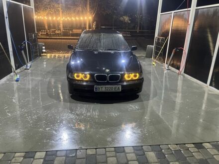 Черный БМВ 5 Серия, объемом двигателя 2.9 л и пробегом 480 тыс. км за 5200 $, фото 1 на Automoto.ua