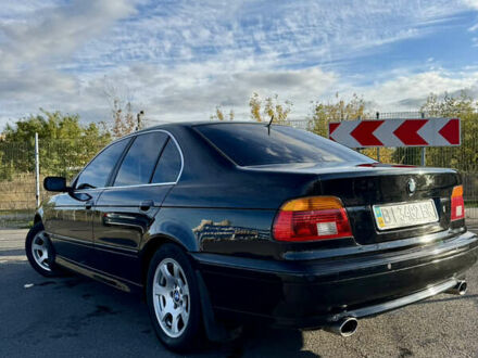 Черный БМВ 5 Серия, объемом двигателя 2.2 л и пробегом 435 тыс. км за 5700 $, фото 1 на Automoto.ua