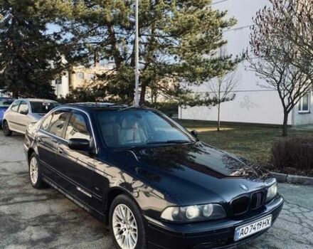 Черный БМВ 5 Серия, объемом двигателя 2.5 л и пробегом 266 тыс. км за 4700 $, фото 1 на Automoto.ua