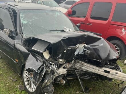 Чорний БМВ 5 Серія, об'ємом двигуна 3 л та пробігом 273 тис. км за 2450 $, фото 1 на Automoto.ua