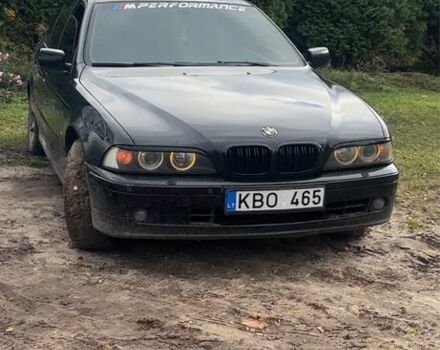 Чорний БМВ 5 Серія, об'ємом двигуна 3 л та пробігом 444 тис. км за 3000 $, фото 1 на Automoto.ua