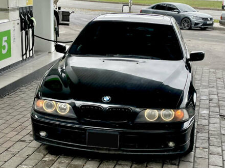 Черный БМВ 5 Серия, объемом двигателя 3 л и пробегом 446 тыс. км за 6500 $, фото 1 на Automoto.ua