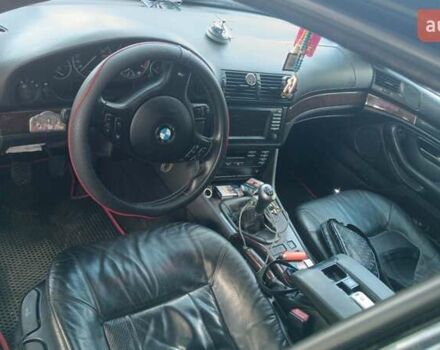 Черный БМВ 5 Серия, объемом двигателя 3 л и пробегом 426 тыс. км за 5100 $, фото 1 на Automoto.ua