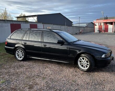 Черный БМВ 5 Серия, объемом двигателя 2.9 л и пробегом 343 тыс. км за 4500 $, фото 1 на Automoto.ua