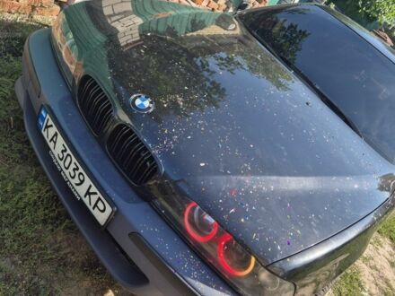 Черный БМВ 5 Серия, объемом двигателя 2.9 л и пробегом 708 тыс. км за 5500 $, фото 1 на Automoto.ua