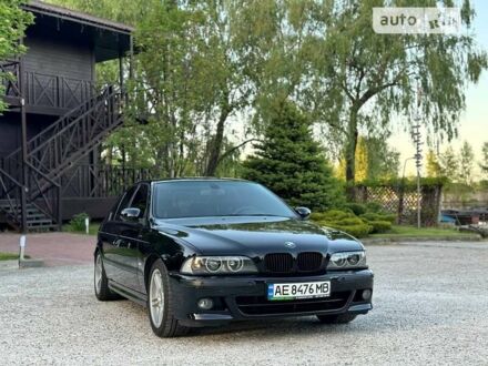 Черный БМВ 5 Серия, объемом двигателя 3 л и пробегом 321 тыс. км за 12000 $, фото 1 на Automoto.ua